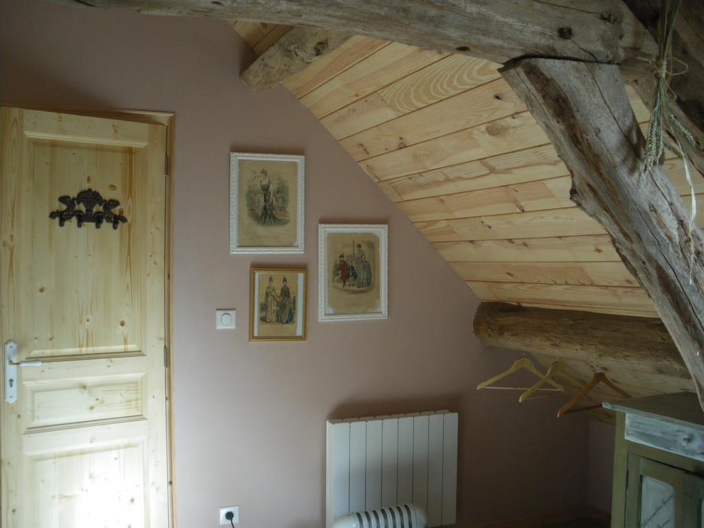 Chambre D'Hotes - Le Jardin Des Patissons La Foret Du Parc Room photo